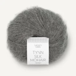 Sandnes Garn Tynn Silk Mohair(Sandnes Garn Tynn Silk Mohair Yarn) -Tangled Yarn Store 11931053 Mork graamelert 300dpi Noste