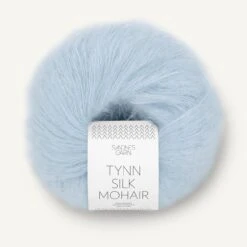 Sandnes Garn Tynn Silk Mohair(Sandnes Garn Tynn Silk Mohair Yarn) -Tangled Yarn Store 11936012 Lys bla 300dpi Noste