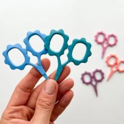 Small Flower Scissors(Small Flower Scissors) -Tangled Yarn Store 144390b15574f523824fa4de6dc09e610052e2c81f1a3233f3abcf507ee45817