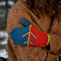 52 Weeks Of Accessories(52 Weeks Of Accessories) -Tangled Yarn Store 52 weeks of accessories tangled yarn 16