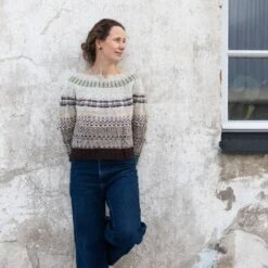 52 Weeks Of Scrap Yarn: Projects For Crafters(52 Weeks Of Scrap Yarn Projects For Crafters) 21 52 Weeks Of Scrap Yarn: Projects For Crafters(52 Weeks Of Scrap Yarn Projects For Crafters) -Tangled Yarn Store 52 Weeks of Scrap Yarn Laine