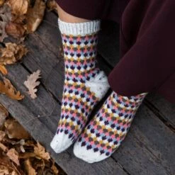 52 Weeks Of Scrap Yarn: Projects For Crafters(52 Weeks Of Scrap Yarn Projects For Crafters) 18 52 Weeks Of Scrap Yarn: Projects For Crafters(52 Weeks Of Scrap Yarn Projects For Crafters) -Tangled Yarn Store 52 Weeks of Scrap Yarn Laine Socks