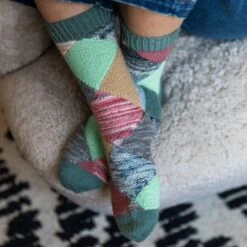 52 Weeks Of Scrap Yarn: Projects For Crafters(52 Weeks Of Scrap Yarn Projects For Crafters) 22 52 Weeks Of Scrap Yarn: Projects For Crafters(52 Weeks Of Scrap Yarn Projects For Crafters) -Tangled Yarn Store 52 Weeks of Scrap Yarn Laine Tangled Yarn