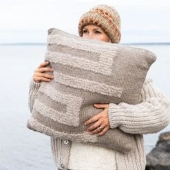 52 Weeks Of Chunky Knits(52 Weeks Chunky Knits) -Tangled Yarn Store 52 weeks of chunky knits laine publishing 11