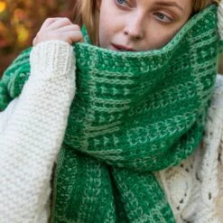 52 Weeks Of Chunky Knits(52 Weeks Chunky Knits) -Tangled Yarn Store 52 weeks of chunky knits laine publishing 12