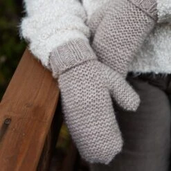 52 Weeks Of Chunky Knits(52 Weeks Chunky Knits) -Tangled Yarn Store 52 weeks of chunky knits laine publishing 9