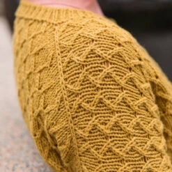 Entwined: Cables, Lace And Knitted Textures(Entwined Cables Lace And Knitted Textures) -Tangled Yarn Store 7ed8490652003a8291e09185cbb55701e7aa24597a50ffcd4e77a7a0358dc779