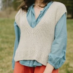 Field Notes: 20 Textured Knits For Everyday Beauty(Field Notes 20 Textured Knits For Everyday Beauty) -Tangled Yarn Store FIELDNOTES 16