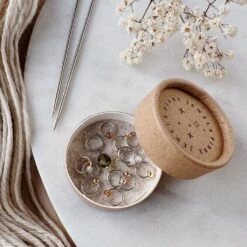 Fibre Jewels Stitch Markers(Fibre Jewels Stitch Markers) -Tangled Yarn Store FibreJewels Olive byAlexCollins1