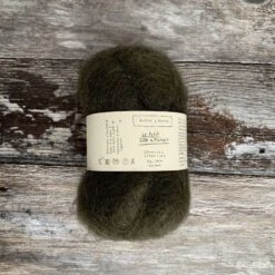 Biches & Bûches Le Petit Silk & Mohair(Biches Buches Le Petit Silk Mohair) 31 Biches & Bûches Le Petit Silk & Mohair(Biches Buches Le Petit Silk Mohair) -Tangled Yarn Store IMG 5695