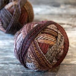 Zauberball Stärke 6(Zauberball 6ply) -Tangled Yarn Store Late Autumn Inspiration Kieran Foley 2544