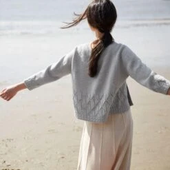 Caresse [Knitting Pattern PDF](Caresse Knitting Pattern) -Tangled Yarn Store LovelyMerinoTreatCaresse 3