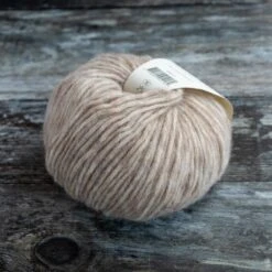 CaMaRose Snefnug [Snowflake](Camarose Snefnug) -Tangled Yarn Store camarose snefnug 7315 gra beige tangled yarn