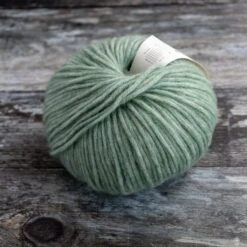 CaMaRose Snefnug [Snowflake](Camarose Snefnug) -Tangled Yarn Store camarose snefnug 7864 havgron tangled yarn