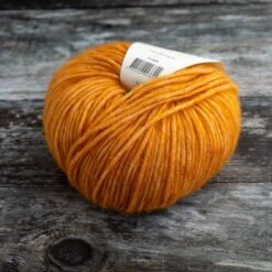 CaMaRose Snefnug [Snowflake](Camarose Snefnug) -Tangled Yarn Store camarose snefnug 7993 orange tangled yarn