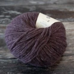 CaMaRose Snefnug [Snowflake](Camarose Snefnug) -Tangled Yarn Store camarose snefnug aubergine 19