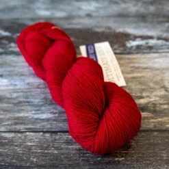 Malabrigo Ultimate Sock(Malabrigo Ultimate Sock) -Tangled Yarn Store malabrigo ultimate sock ravelry red