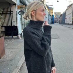 PetiteKnit Zipper Sweater Light(Petiteknit Zipper Sweater Light) -Tangled Yarn Store petiteknit zipper sweater light tangled yarn 4