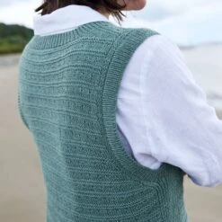 River's Song Knitting Pattern [PDF](Rivers Song Knitting Pattern) -Tangled Yarn Store riverssongrosygreenwool5