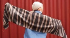 Piace [Knitting Pattern - PDF](Piace Knitting Pattern) -Tangled Yarn Store zebrastreifen 3349 cut